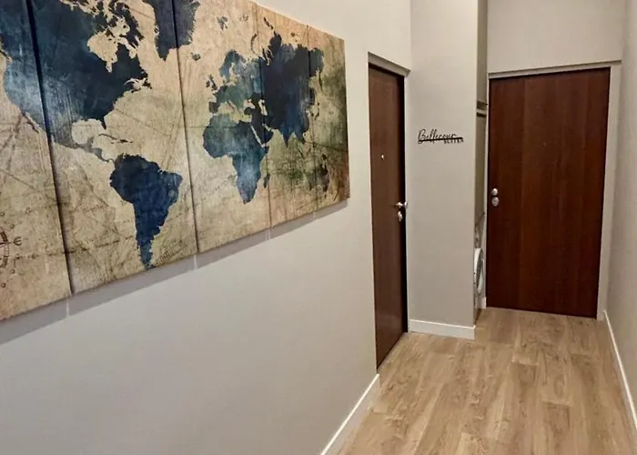 Bellecour Apartment *